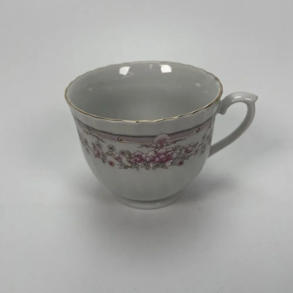 Unbranded vintage tea